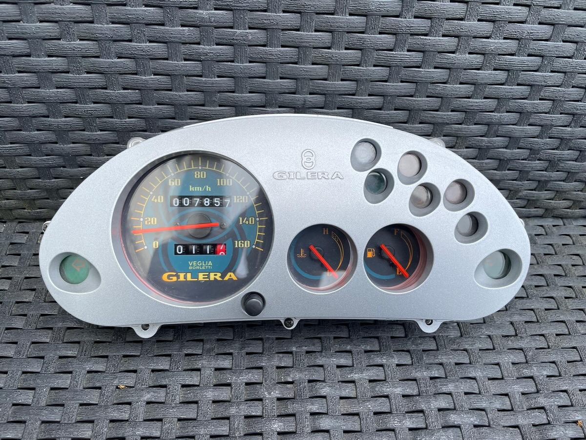 Gilera Runner 125 180 SP DD Speedo / clock / dash Fits Gilera Runner 125-180cc 2 stroke